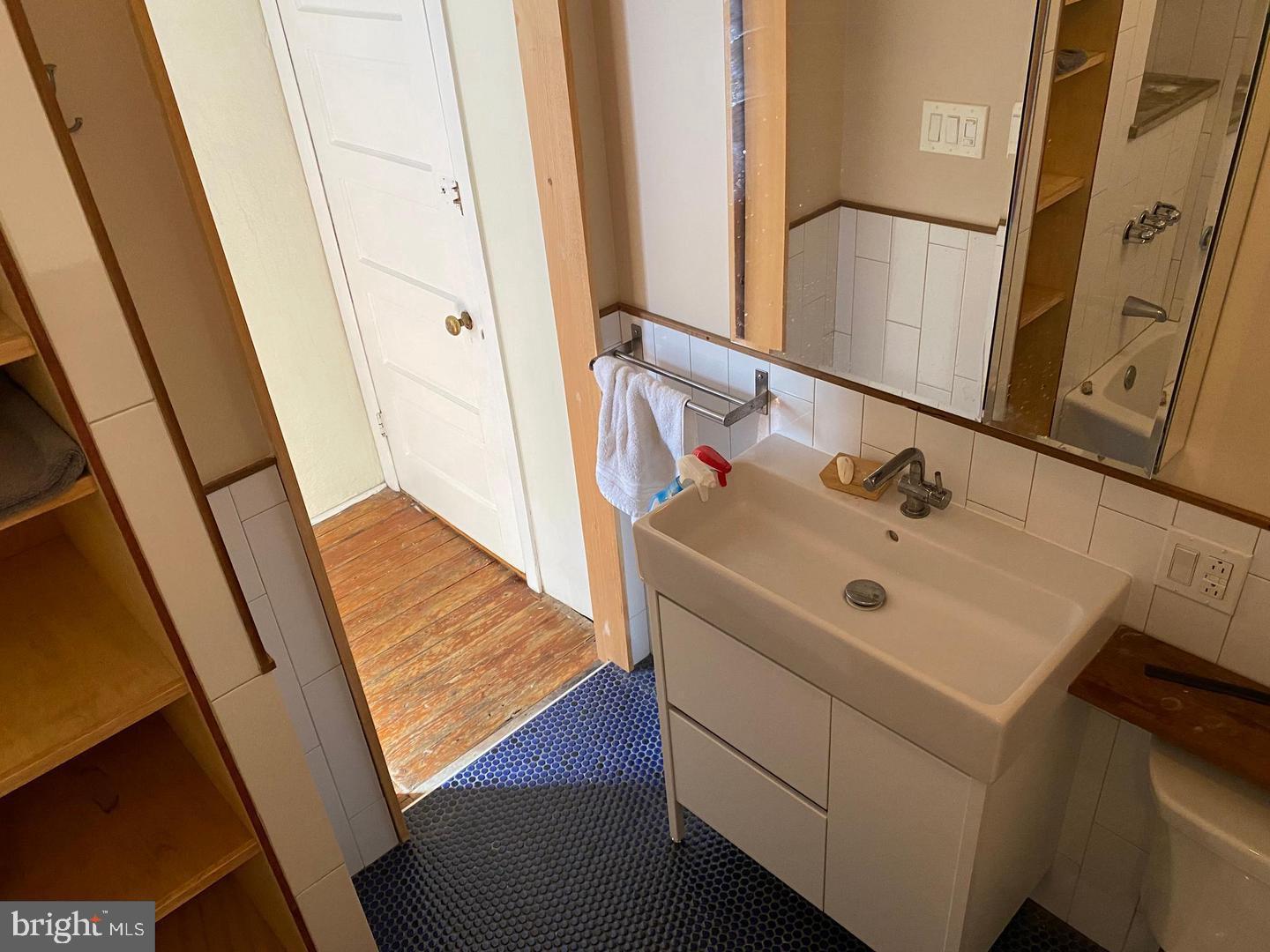 GRADUATE HOSPITAL - Residential Income