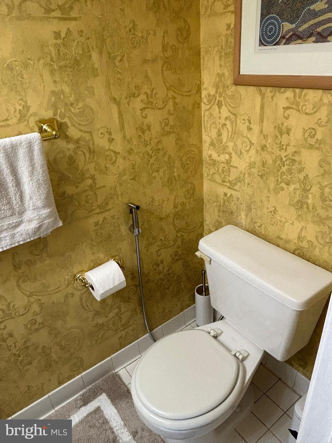 LYONS GATE - Residential Lease