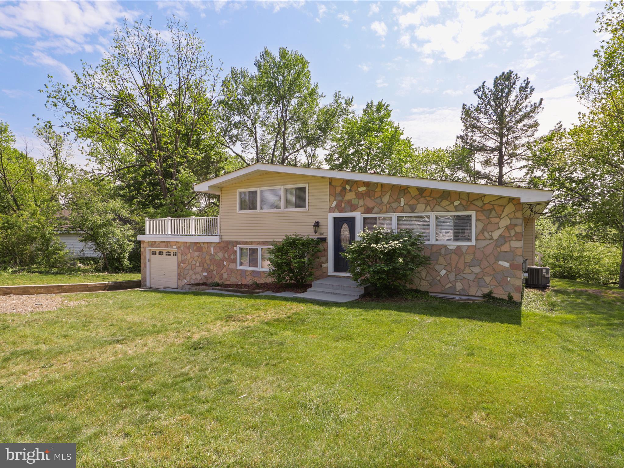 4103 IVANHOE LANE