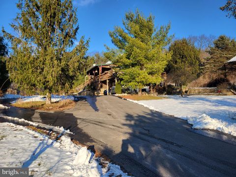 23570 PATH VALLEY ROAD DOYLESBURG PA 17219