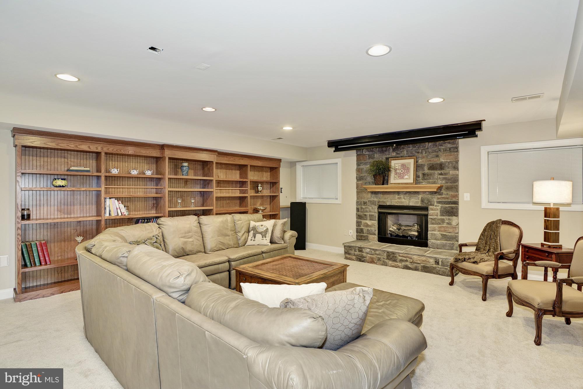 WOODBURN - Residential