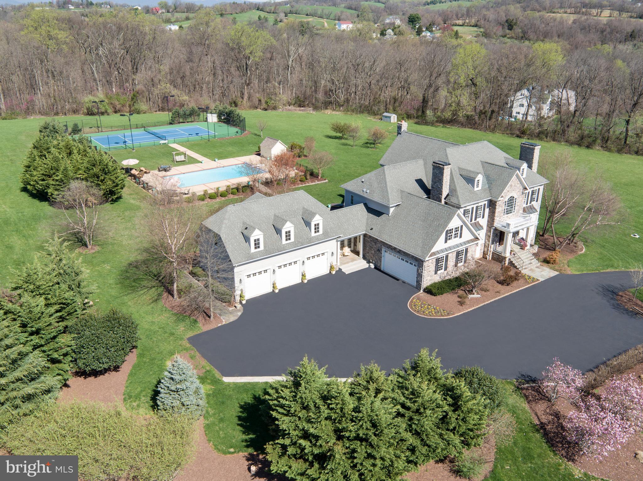 WOODBURN - Residential