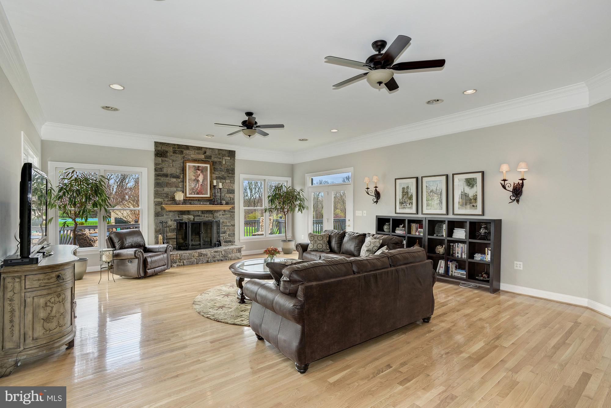 WOODBURN - Residential