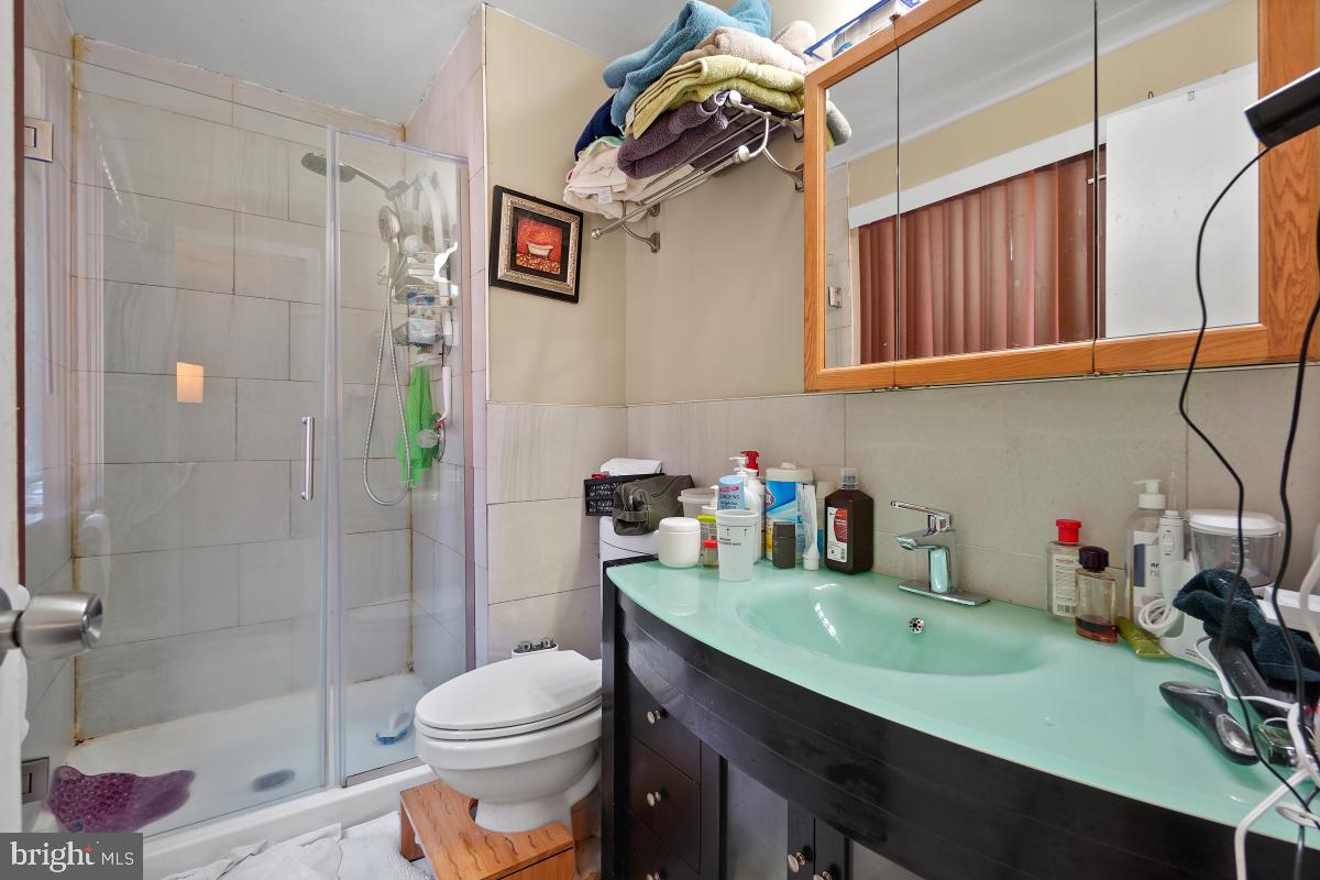 VILLAGE OF OWEN BROWN - Residential