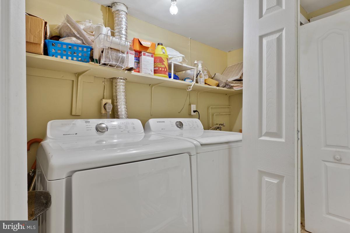 VILLAGE OF OWEN BROWN - Residential