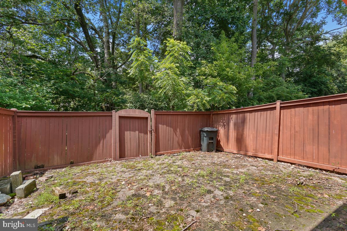 VILLAGE OF OWEN BROWN - Residential