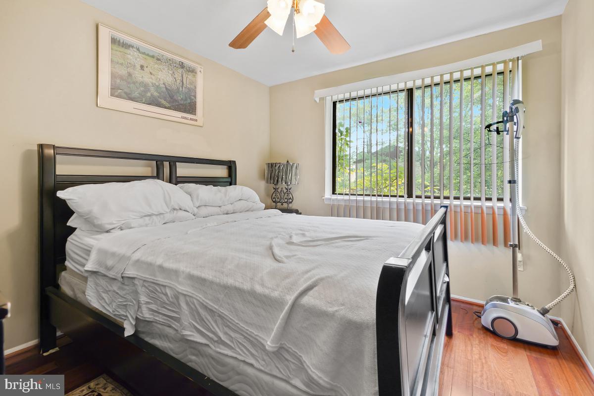 VILLAGE OF OWEN BROWN - Residential