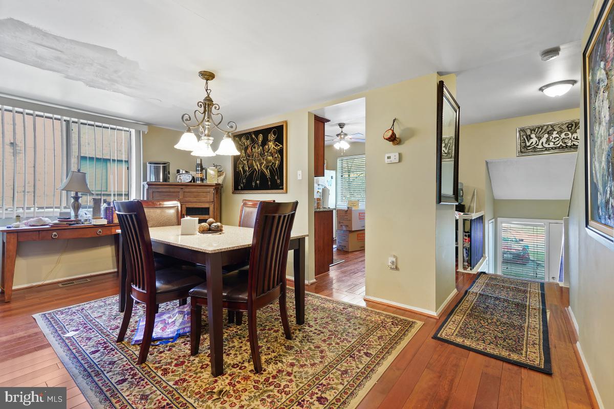 VILLAGE OF OWEN BROWN - Residential