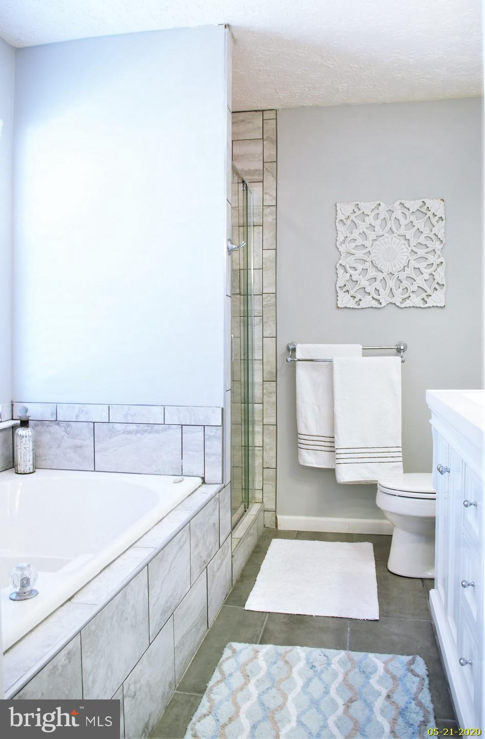 HARFORD TOWN - Residential