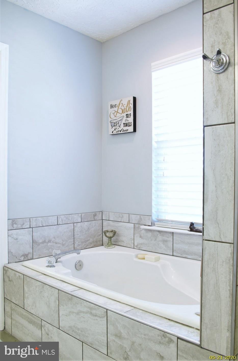 HARFORD TOWN - Residential