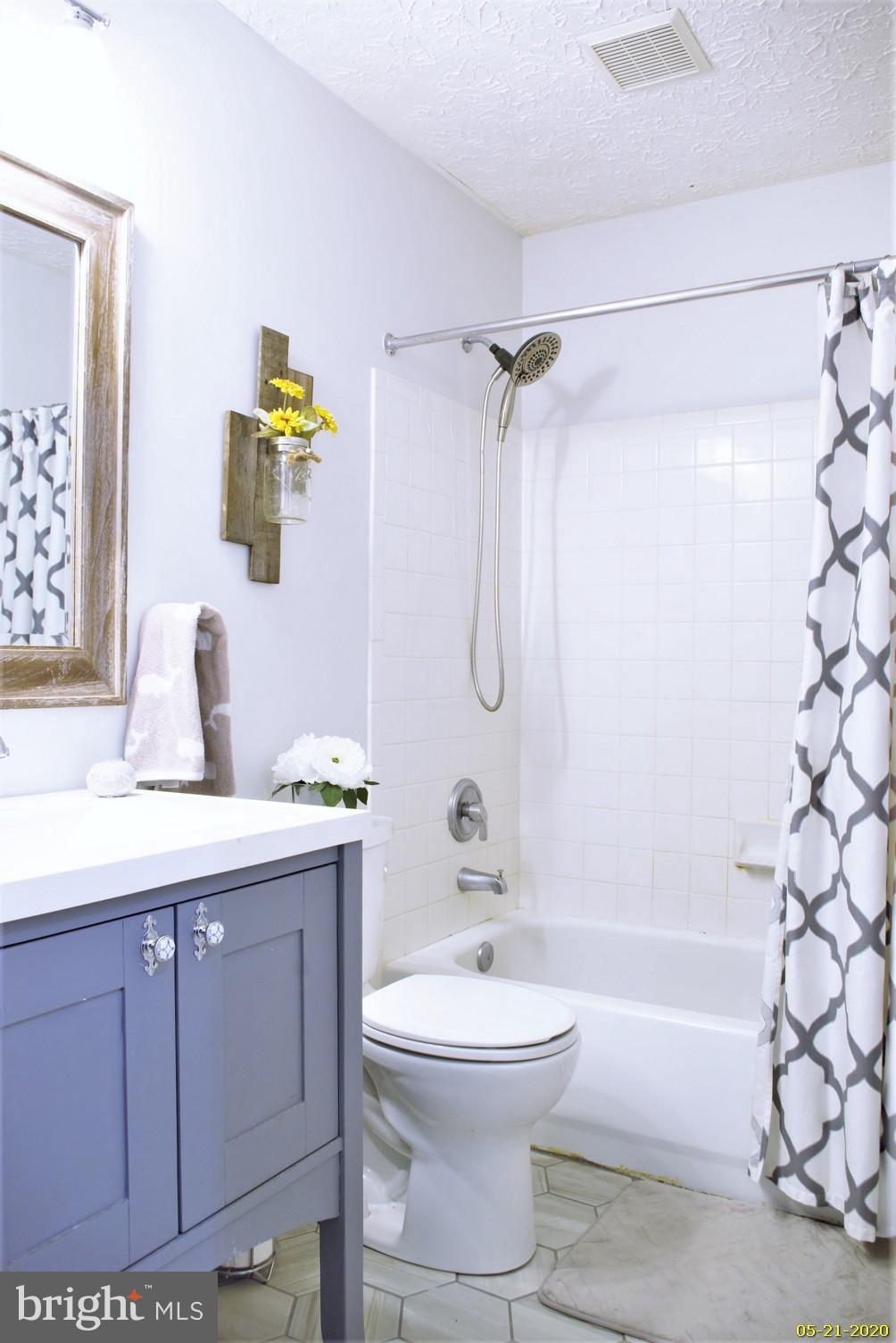 HARFORD TOWN - Residential