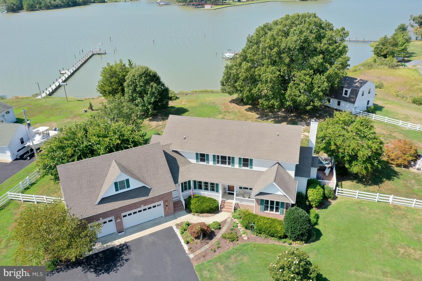 16405 FISHERMEN WAY