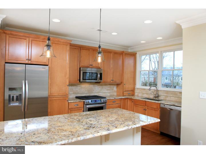 CANAL STREET - Residential