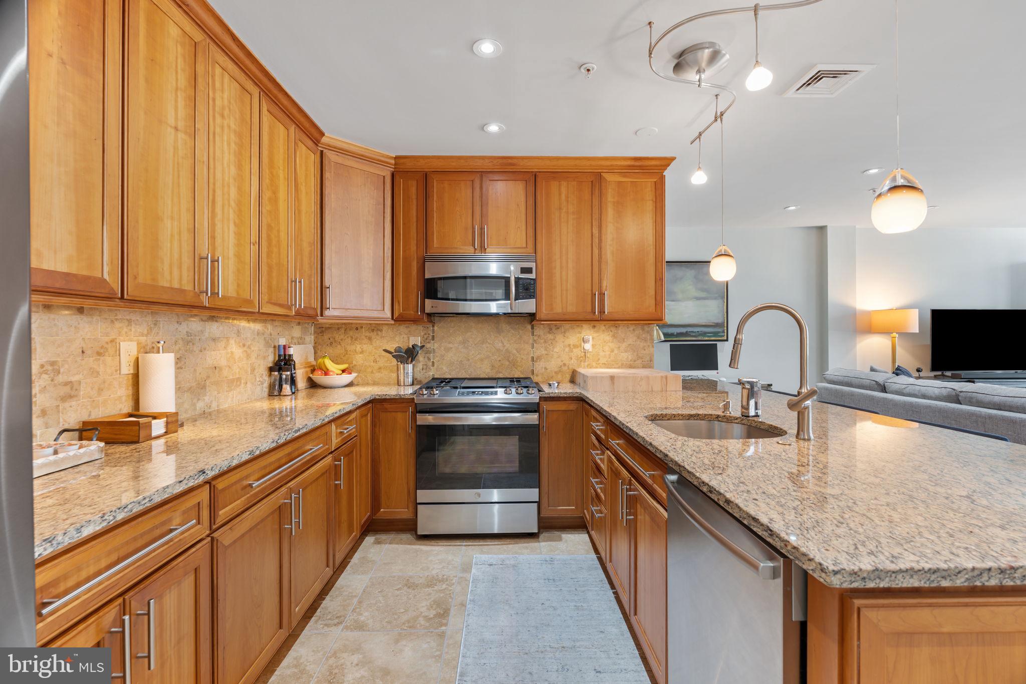 BELLA VISTA - Residential