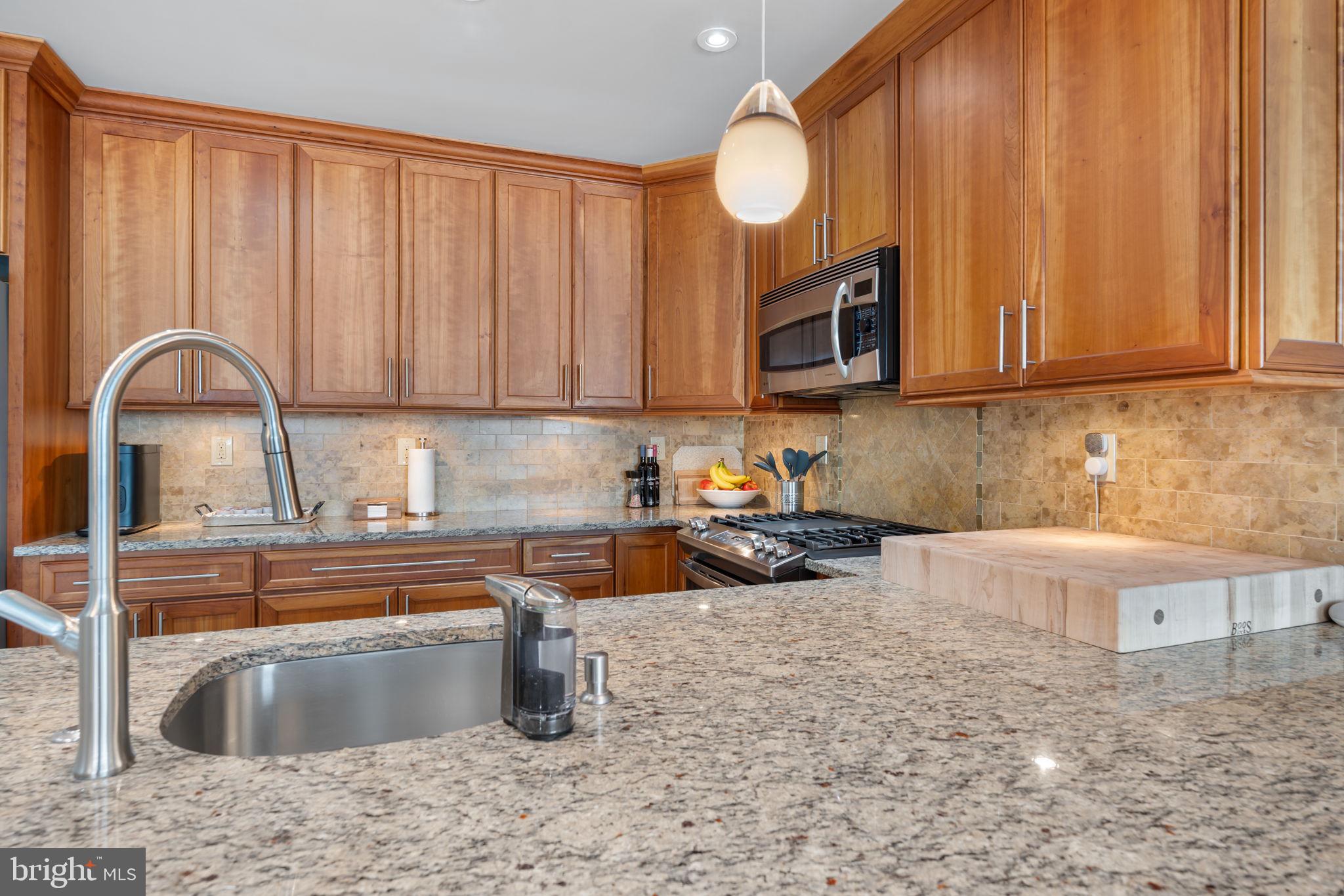 BELLA VISTA - Residential