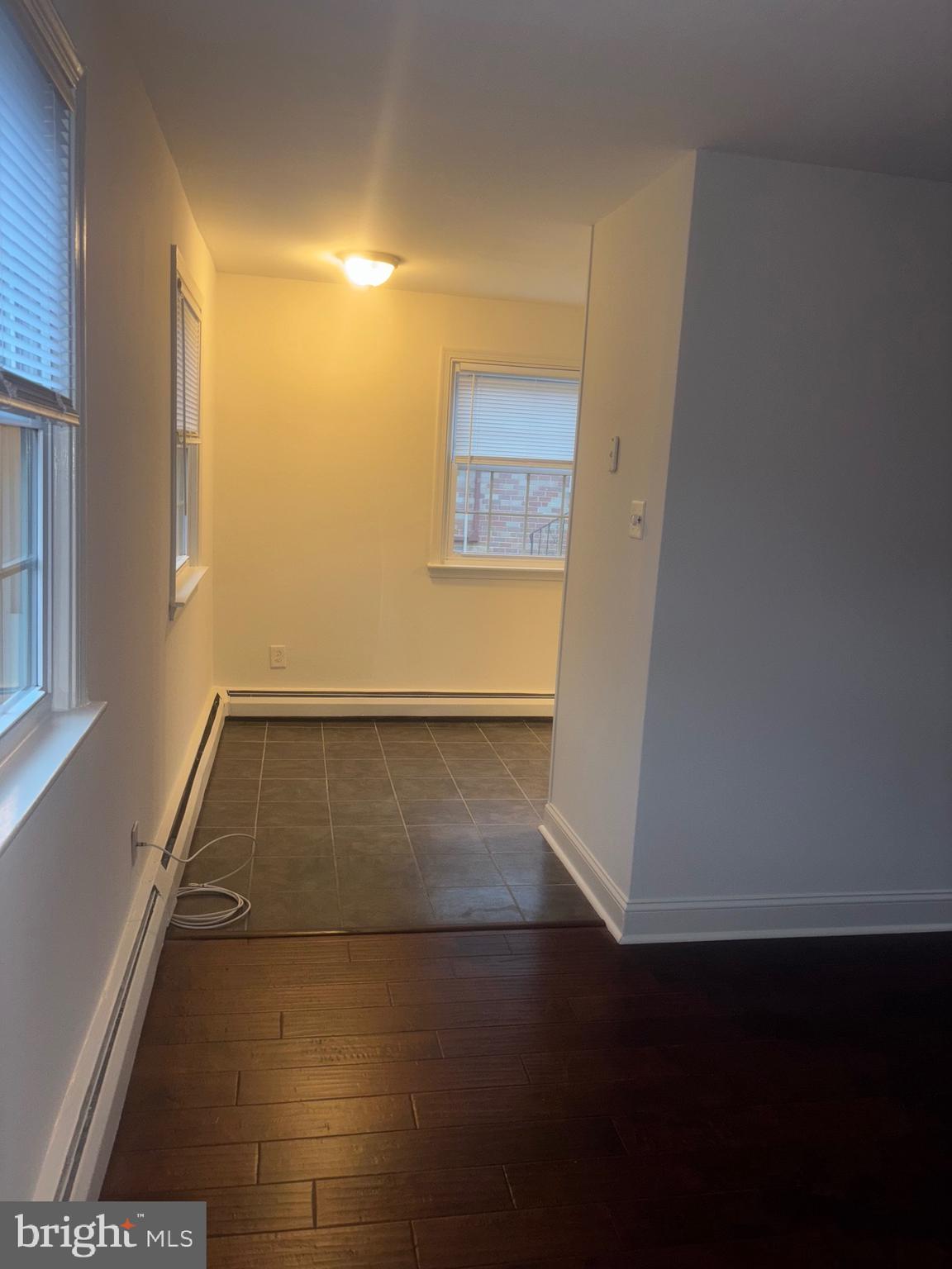 VALLEY HOUSE - Residential Lease