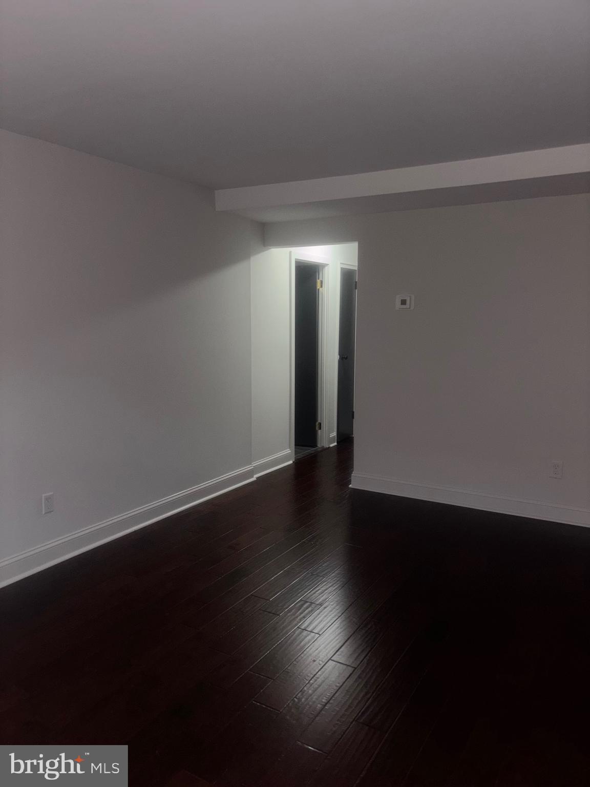 VALLEY HOUSE - Residential Lease