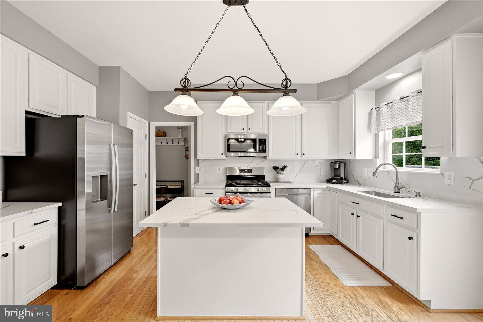 5472 QUAINT DRIVE