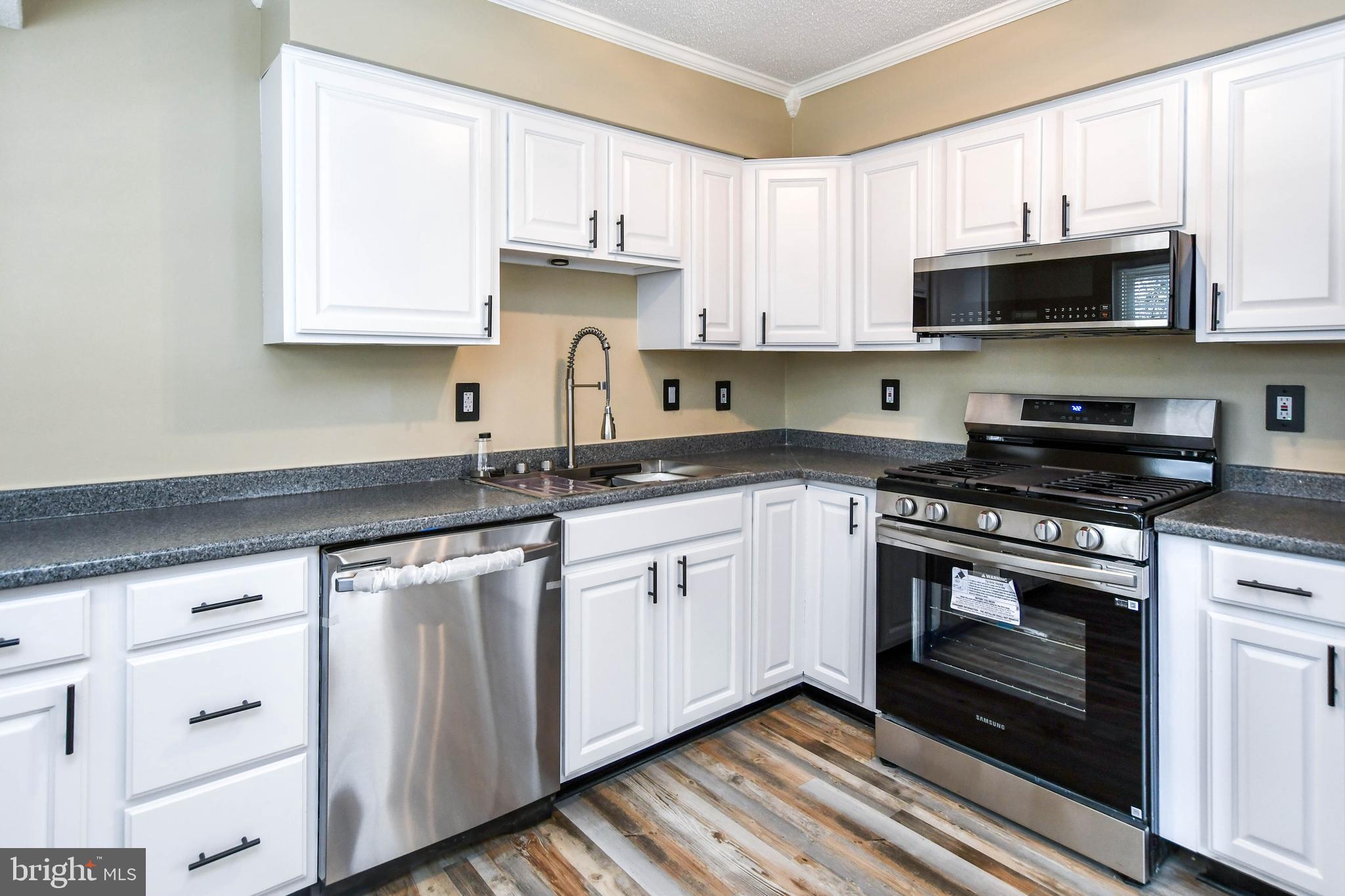 PRINCETON - Residential