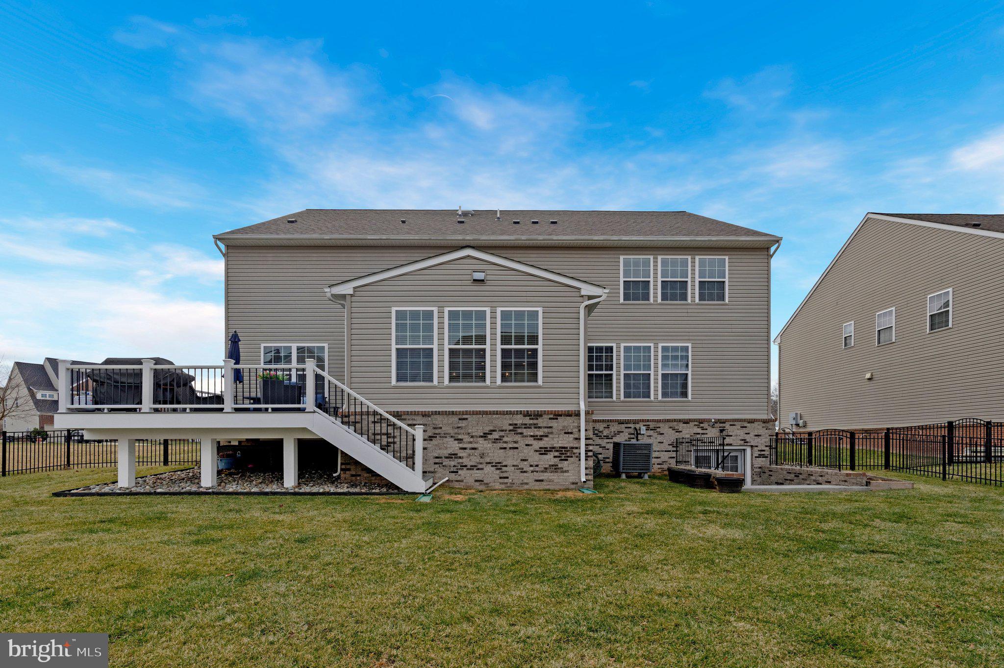 42206 BUNKER WOODS PLACE