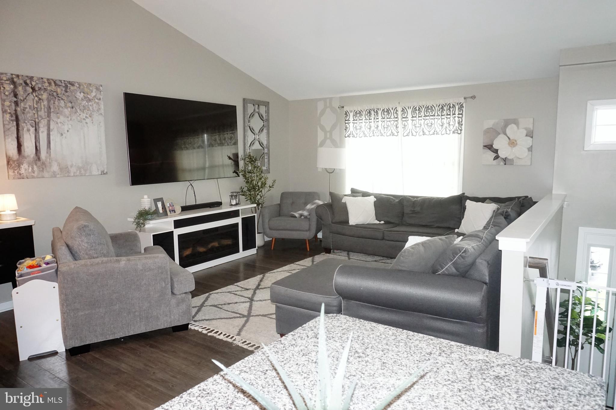 BUTLERS BRIDGE - Residential