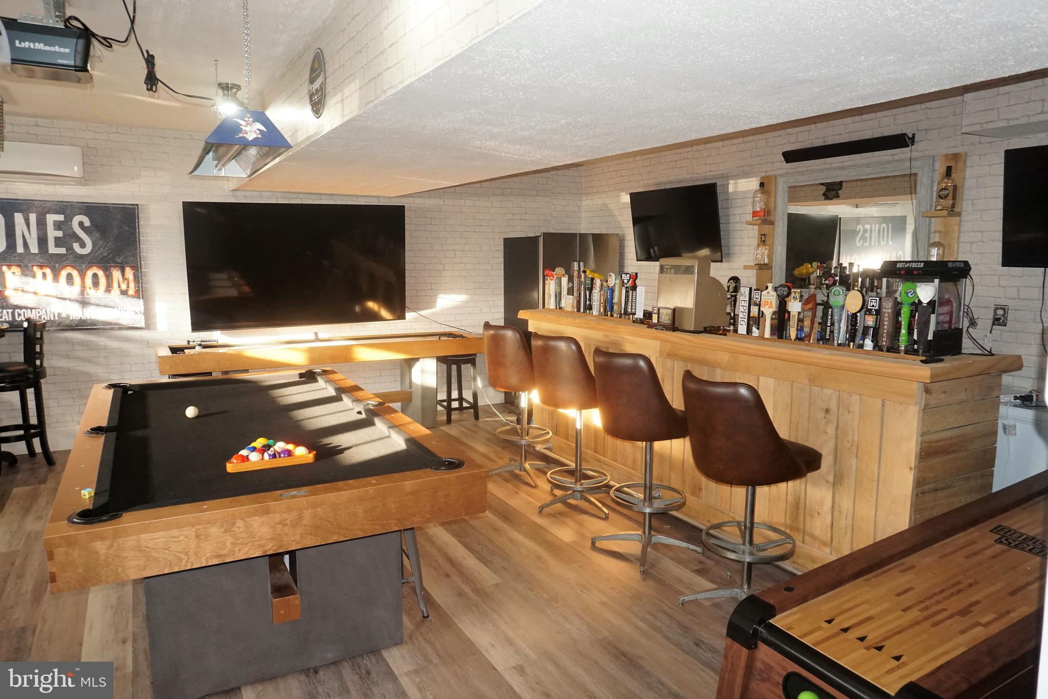 BUTLERS BRIDGE - Residential