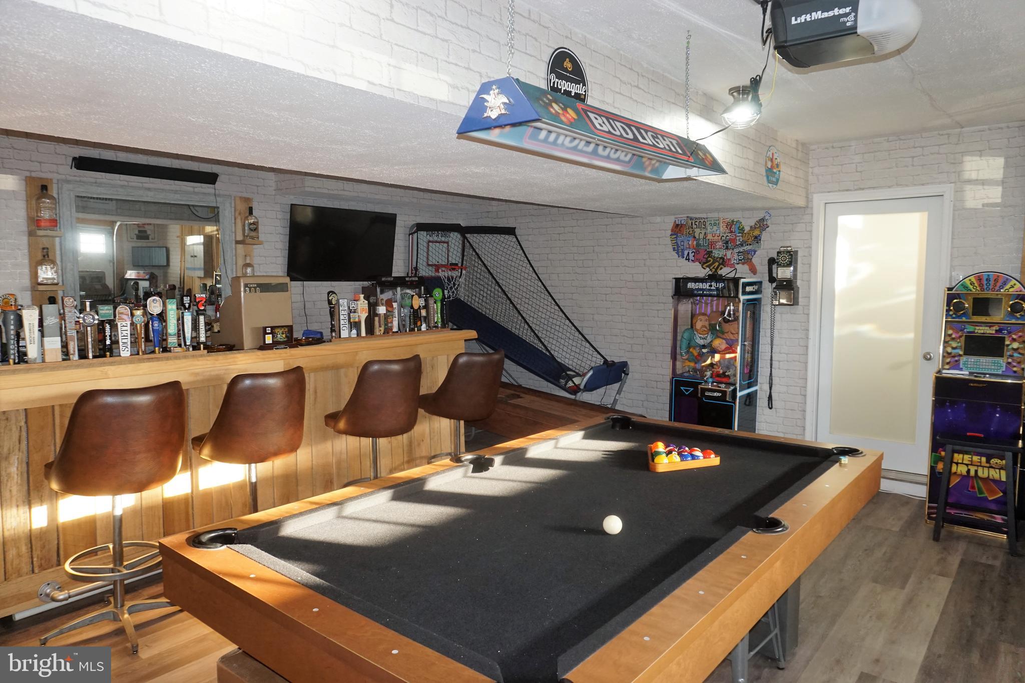 BUTLERS BRIDGE - Residential