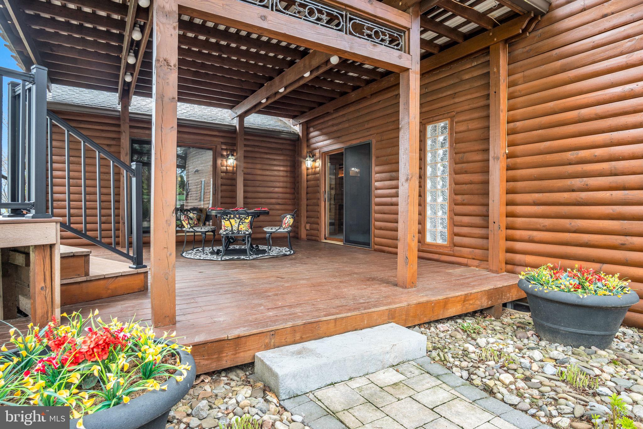 SHADY GROVE - Residential