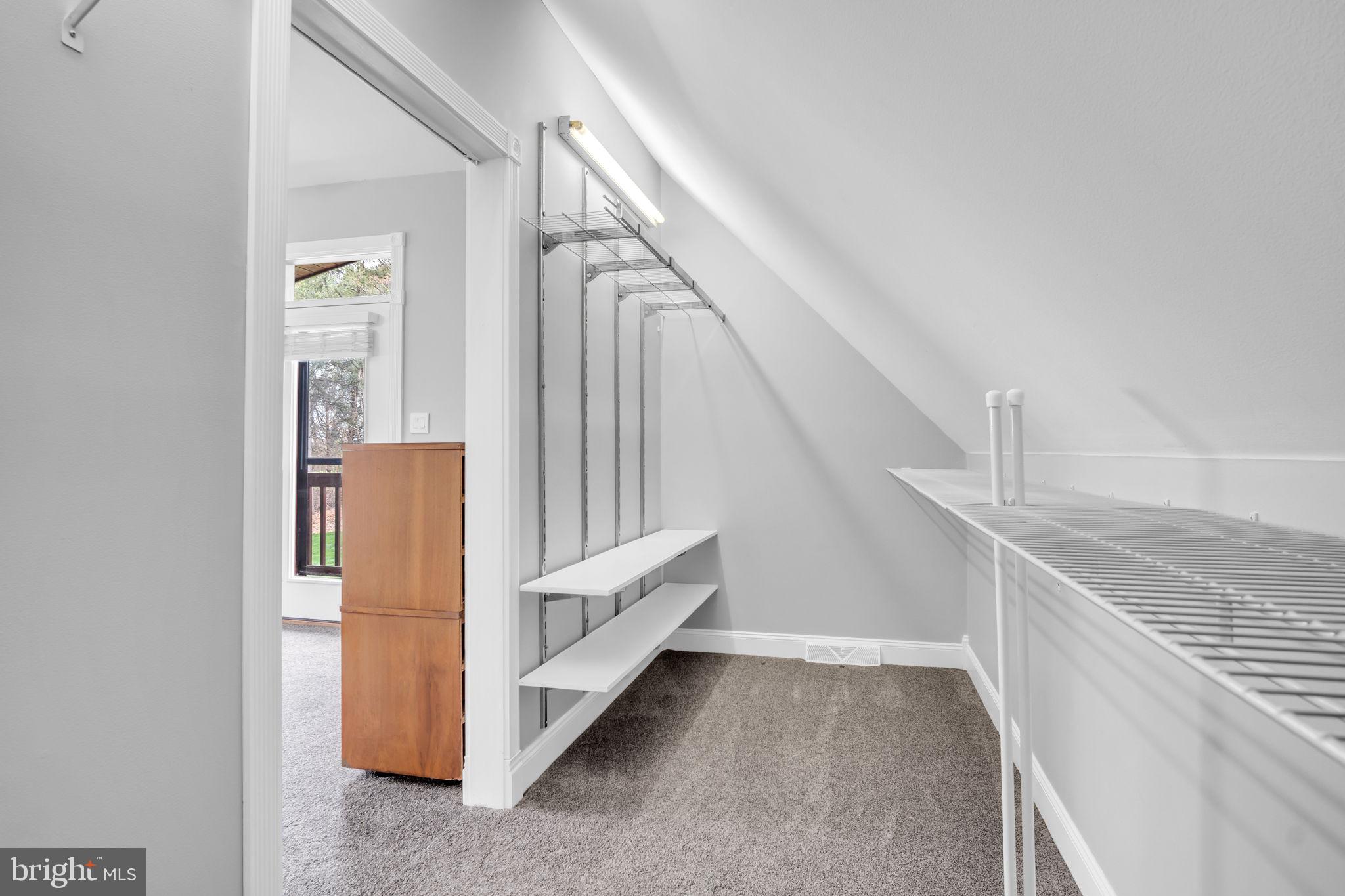 SHADY GROVE - Residential