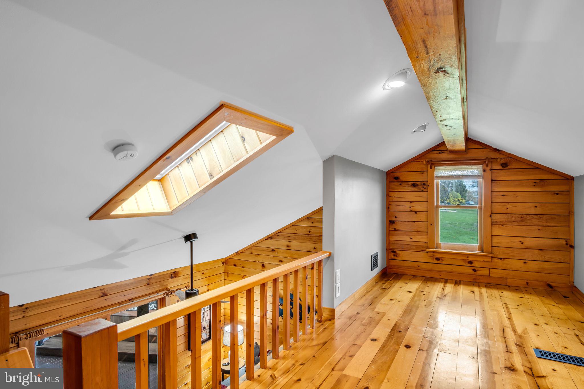 SHADY GROVE - Residential