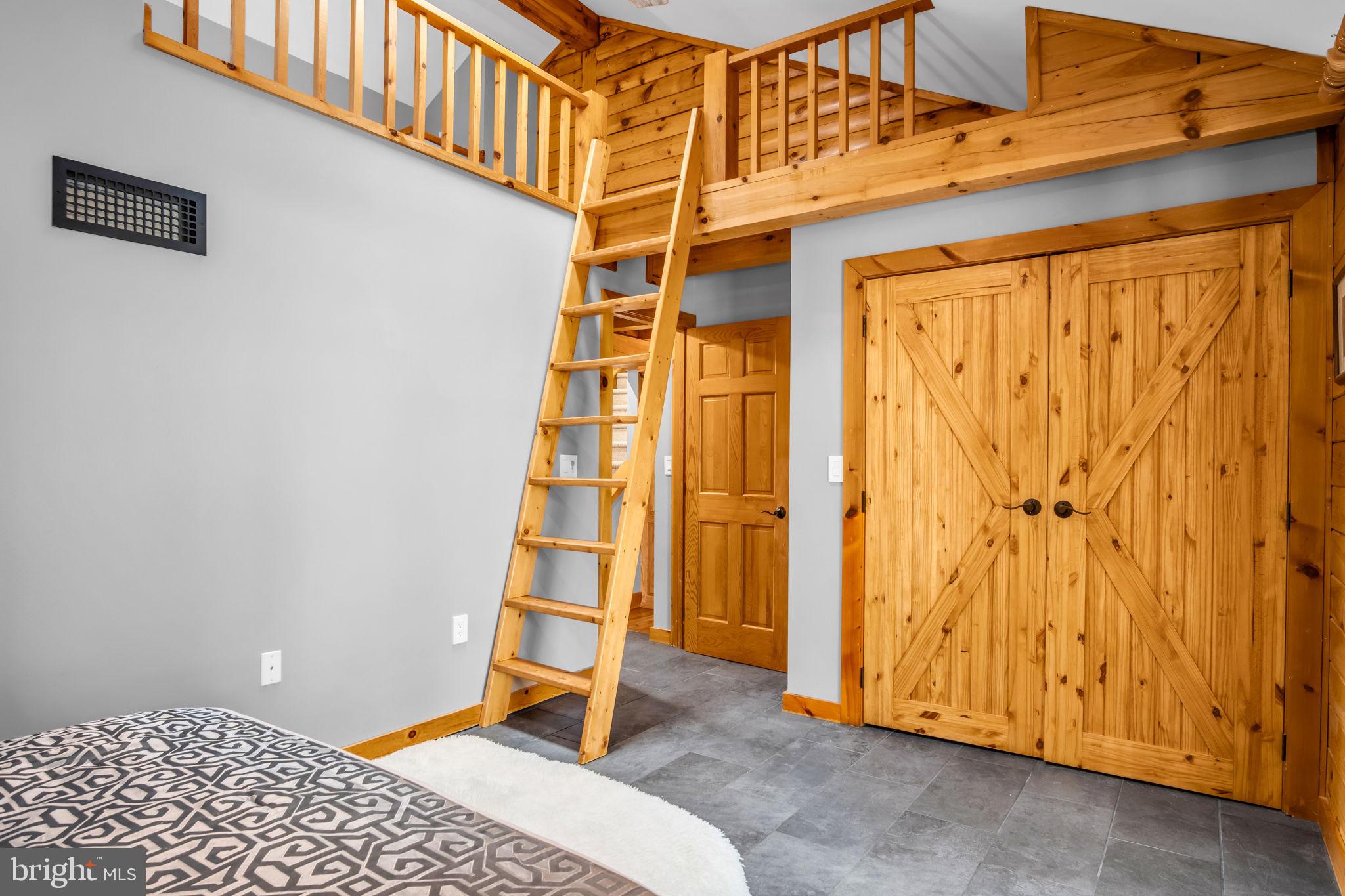 SHADY GROVE - Residential