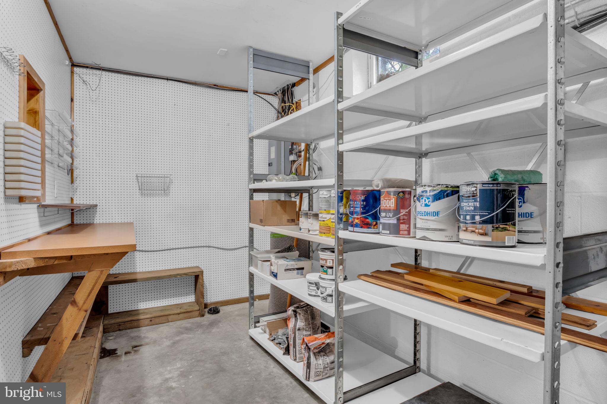 SHADY GROVE - Residential