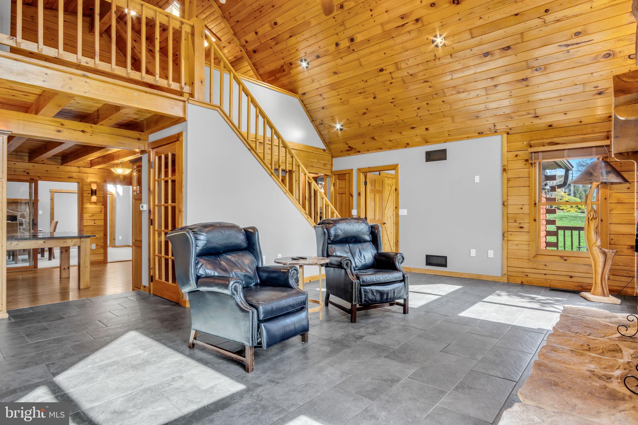 SHADY GROVE - Residential