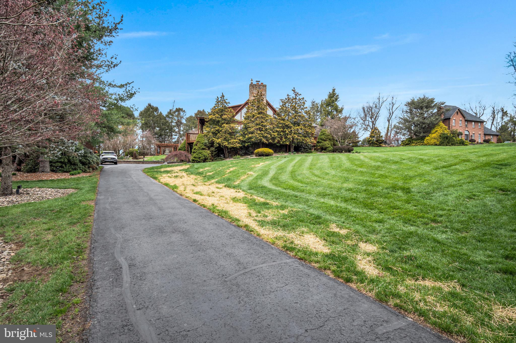 SHADY GROVE - Residential