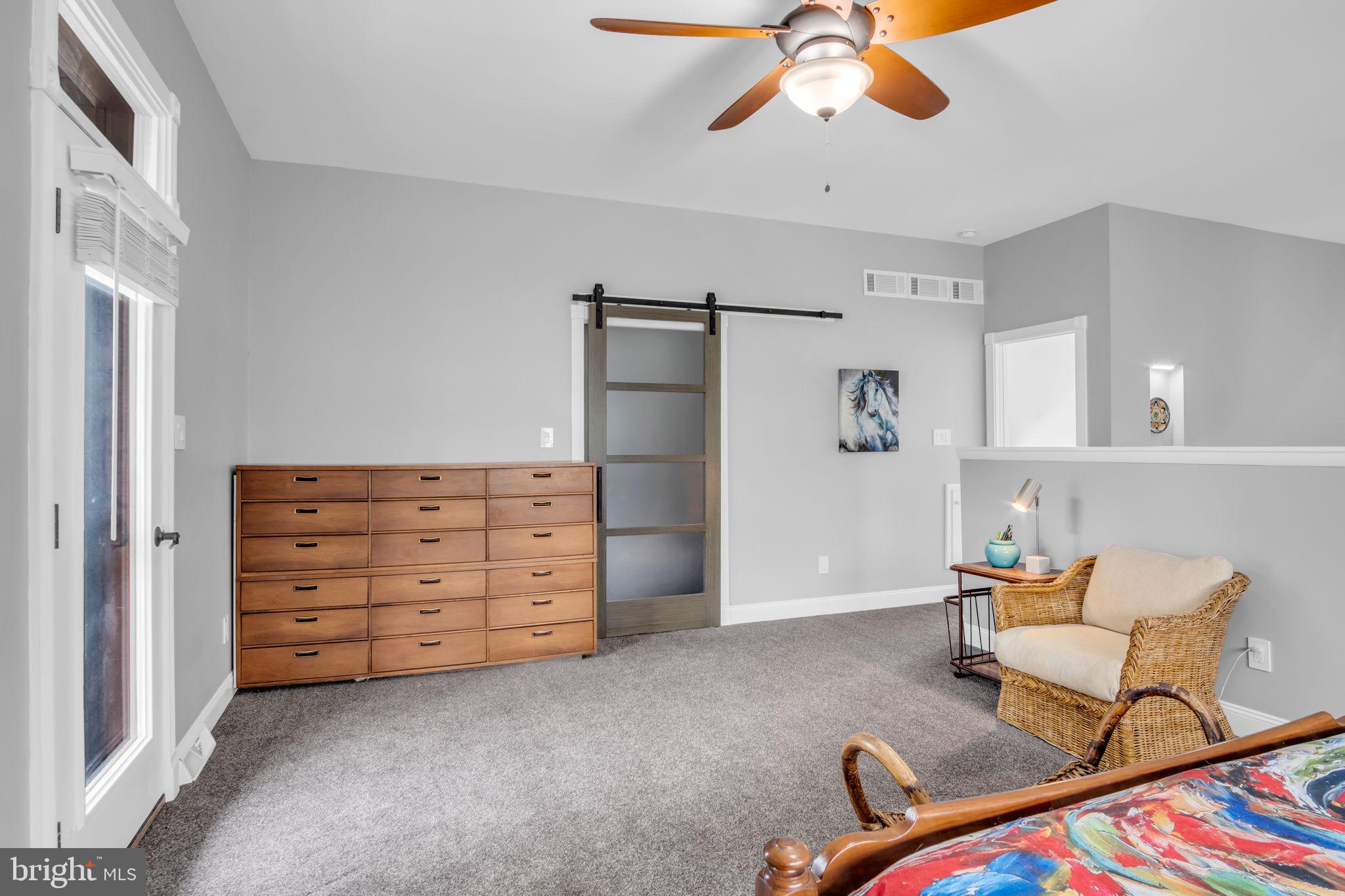 SHADY GROVE - Residential