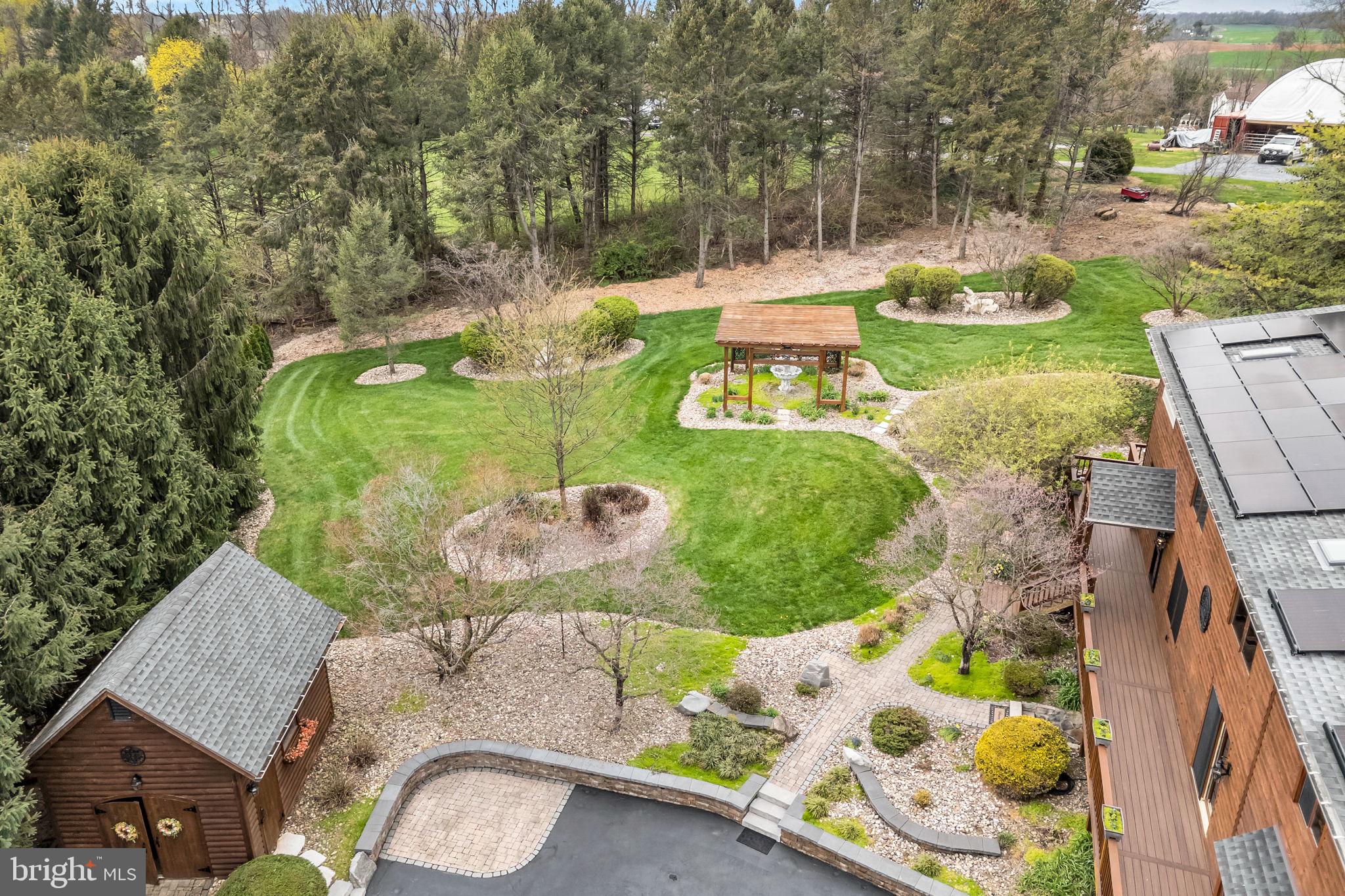 SHADY GROVE - Residential