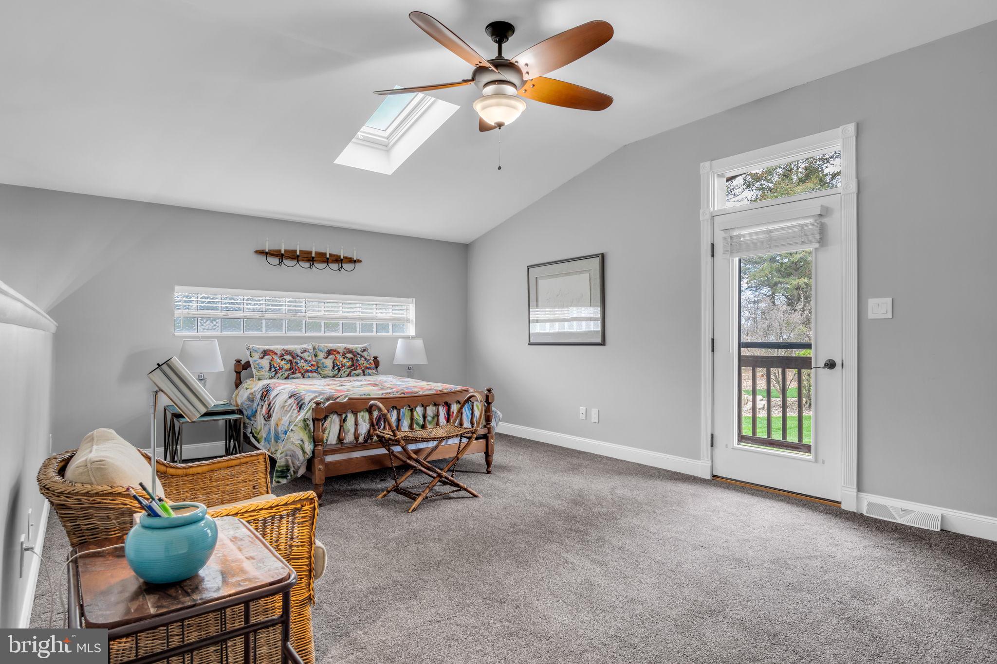 SHADY GROVE - Residential