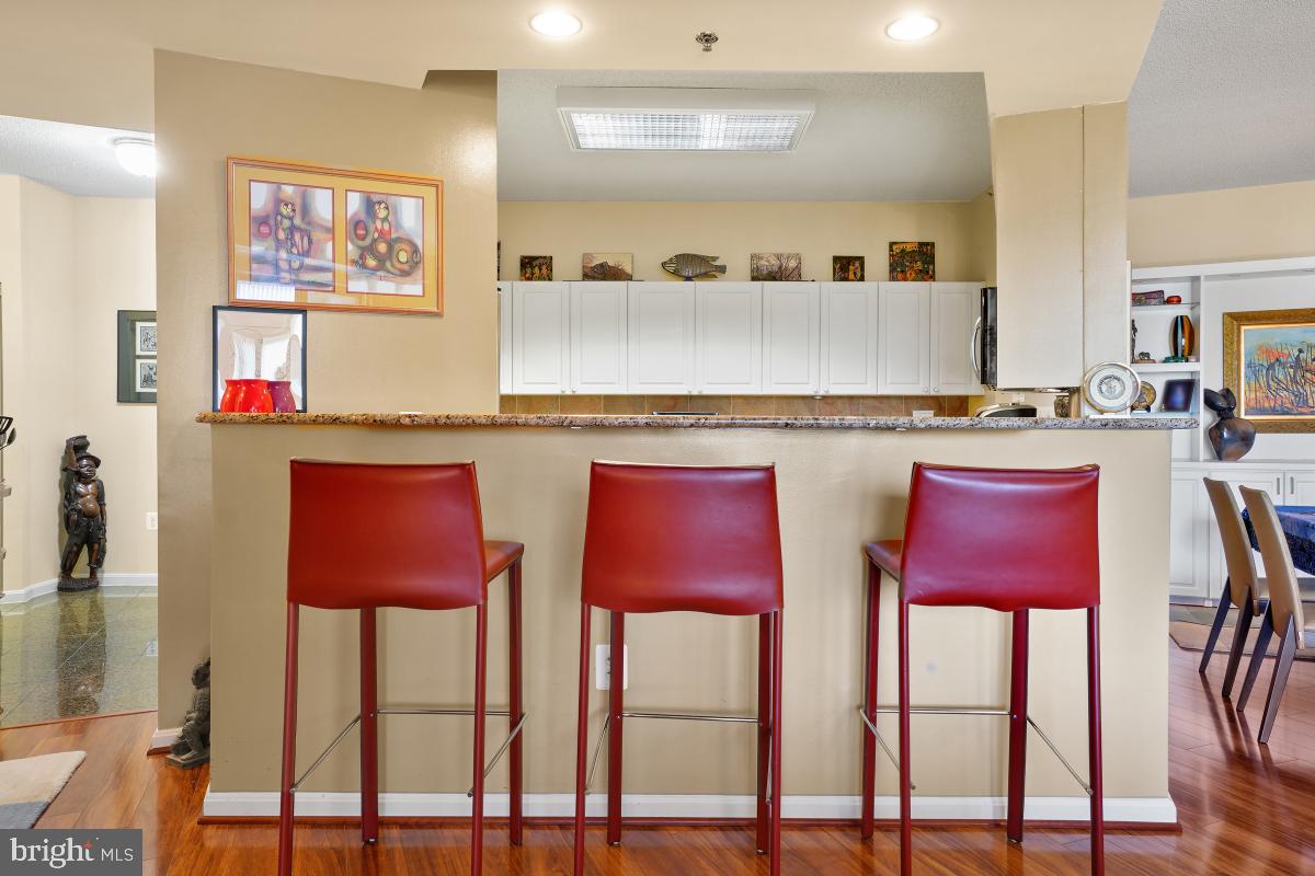 CREEKSIDE AT LEISURE WORLD - Residential