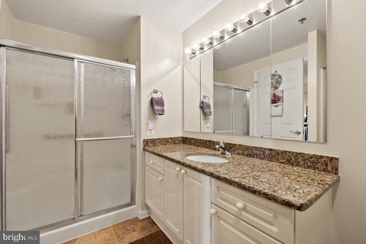 CREEKSIDE AT LEISURE WORLD - Residential