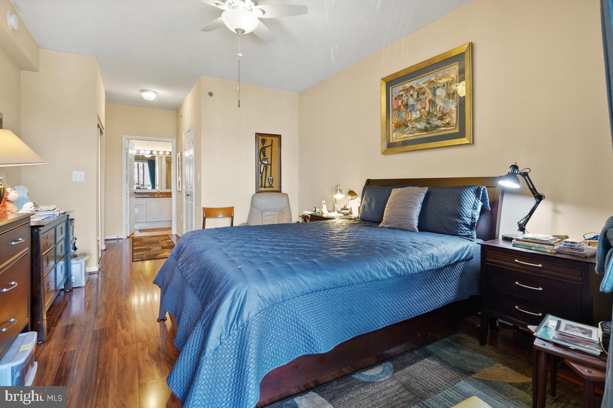 CREEKSIDE AT LEISURE WORLD - Residential