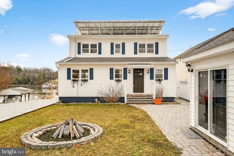 333 STURTONS LANE PASADENA MD 21122