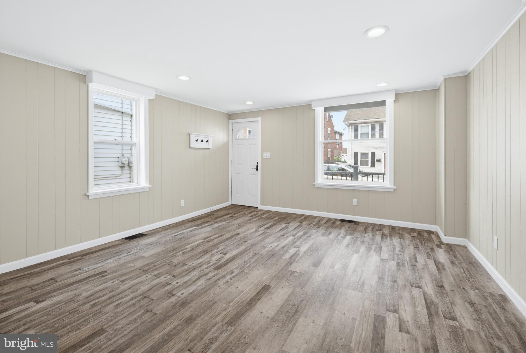 116 W MAIN STREET