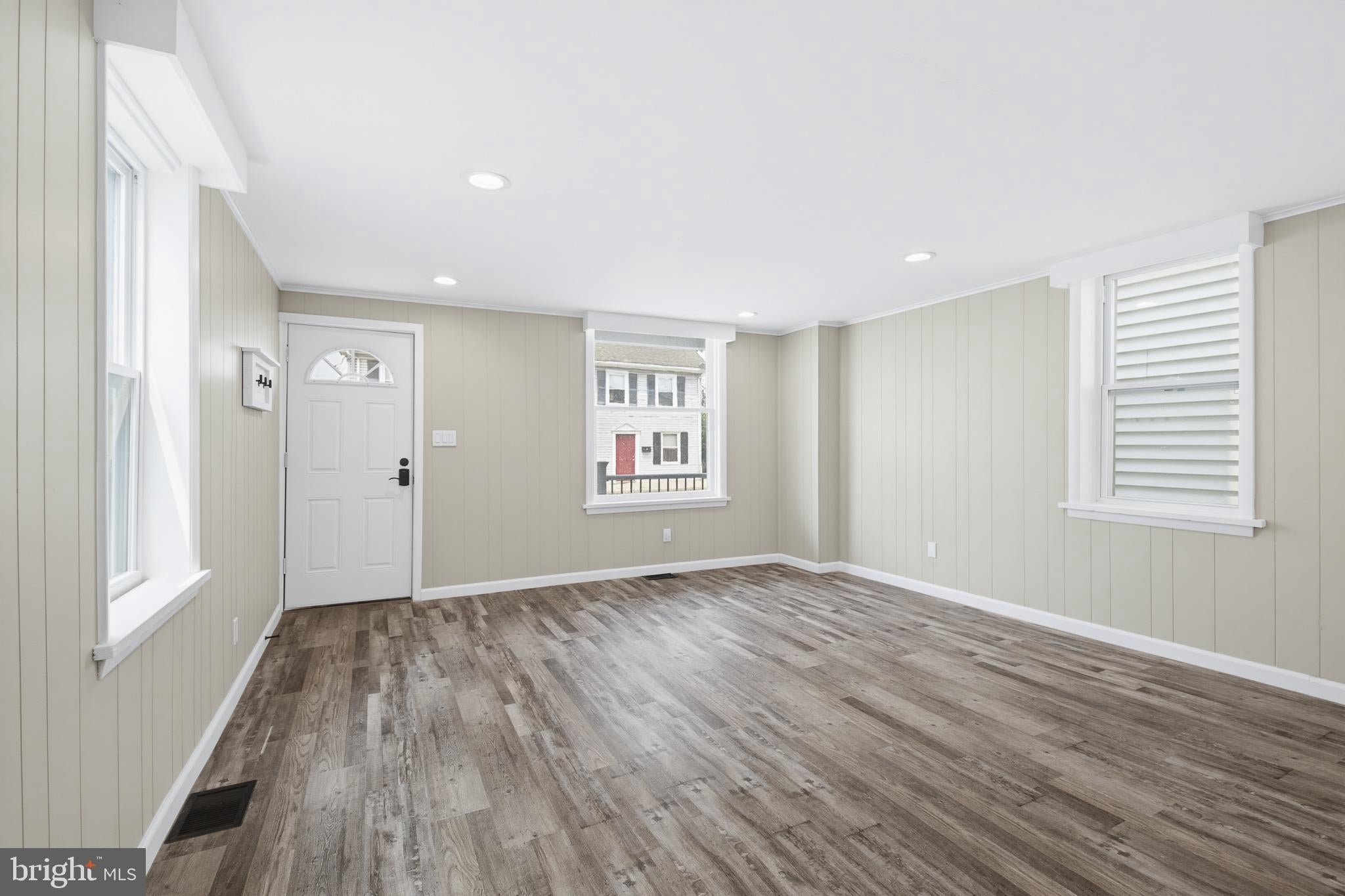 116 W MAIN STREET