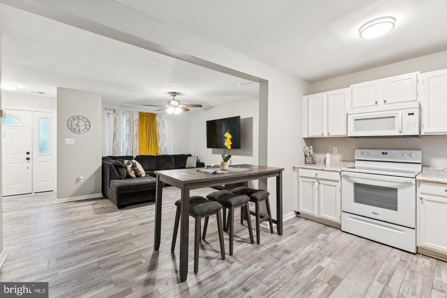 ST CHARLES HUNTINGTON - Residential