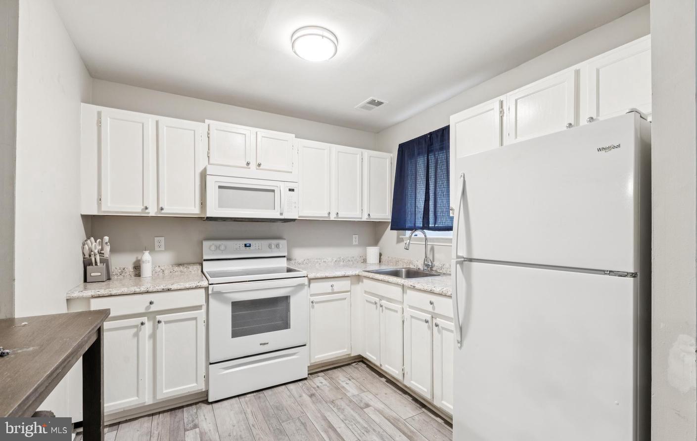 ST CHARLES HUNTINGTON - Residential