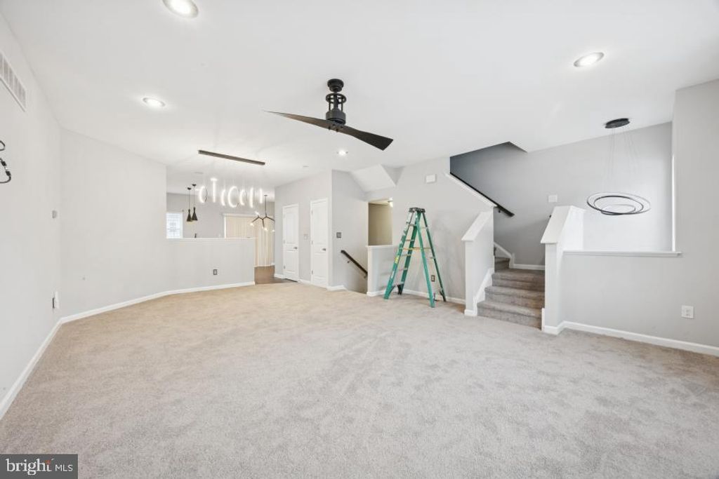 Photo of 640 Jacobsen Circle, NEWARK, DE 19702 (MLS # DENC2097956)