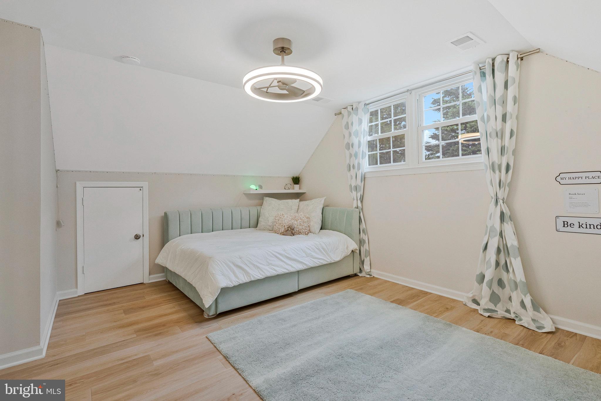 TAMARACK - Residential