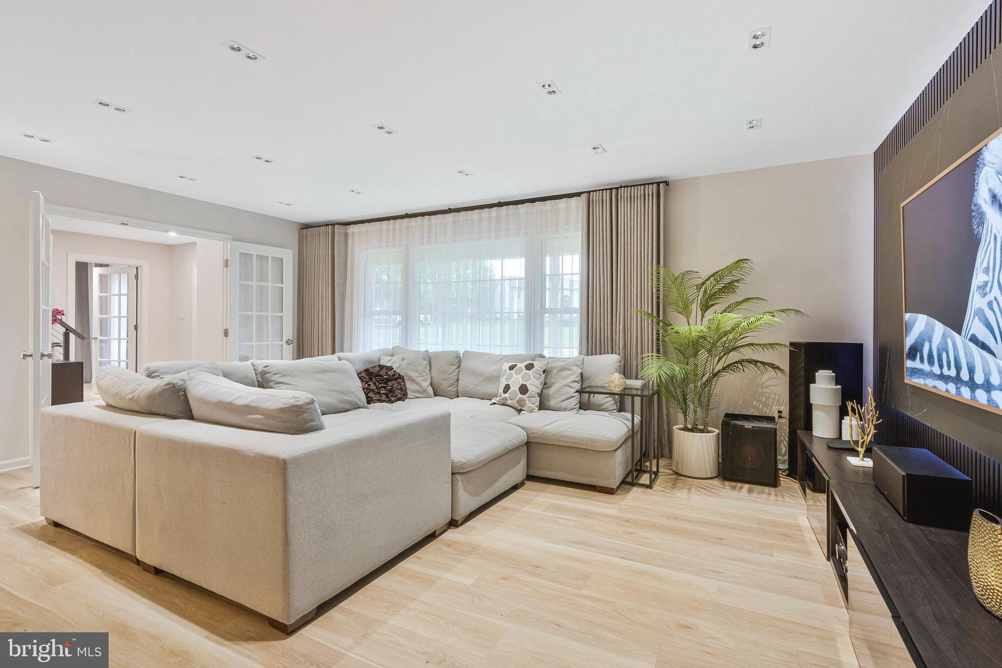 TAMARACK - Residential