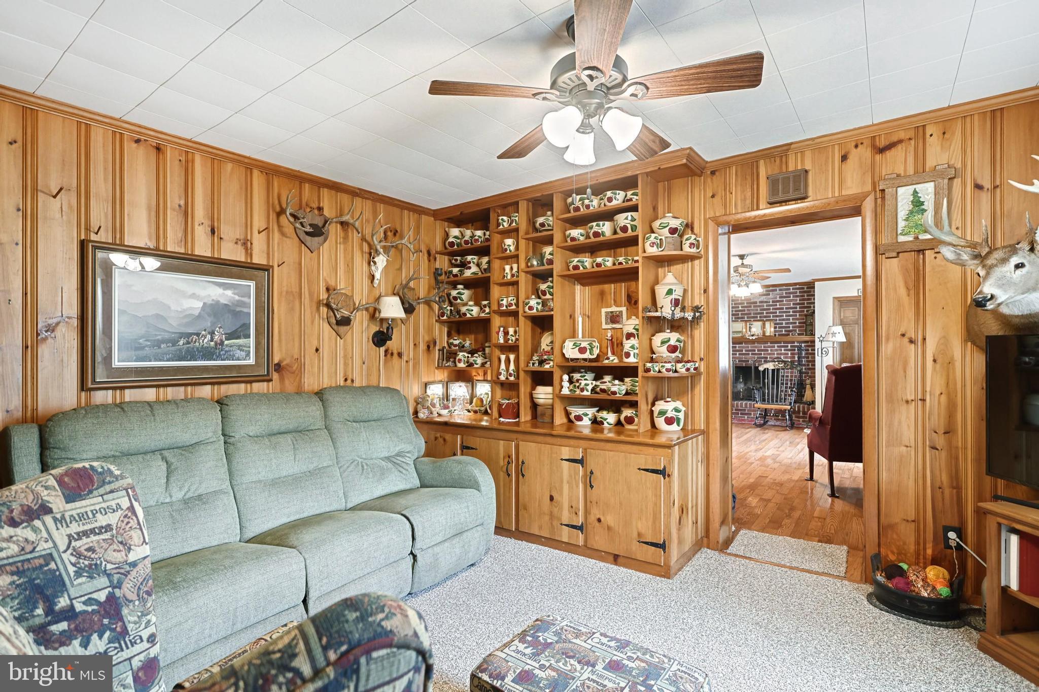WENKSVILLE - Residential