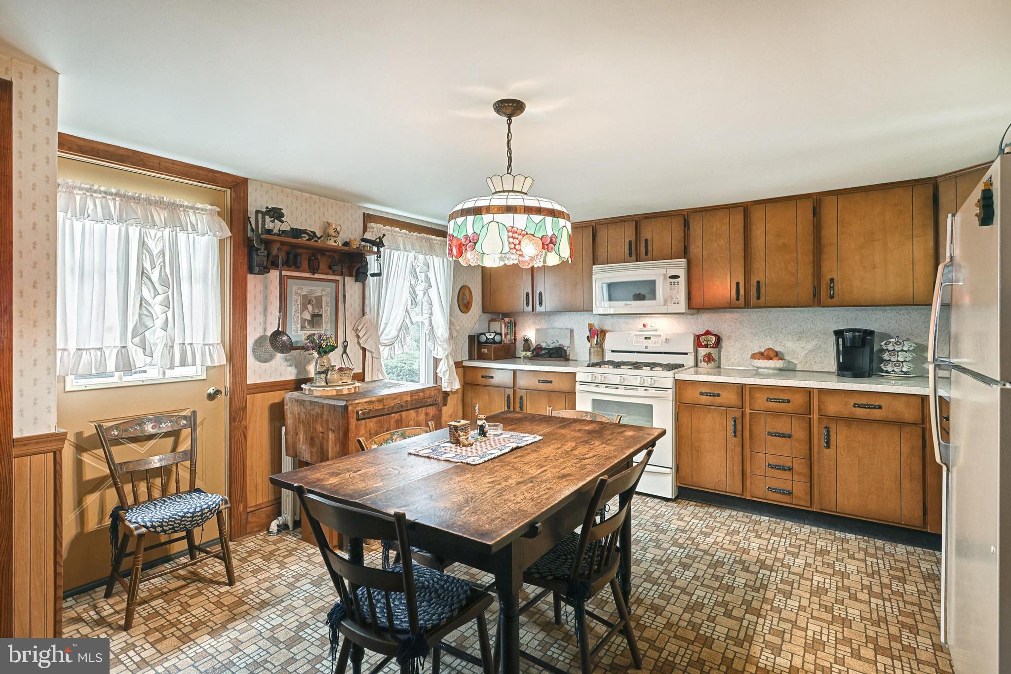 WENKSVILLE - Residential